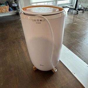 Zadro Towel Warmer, never used in excellent condition